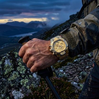 Men's Heavy-Duty Oversized Dial Gold Tactical ⚓ Adventure Watch - Built-in 🧭 Navigation Compass